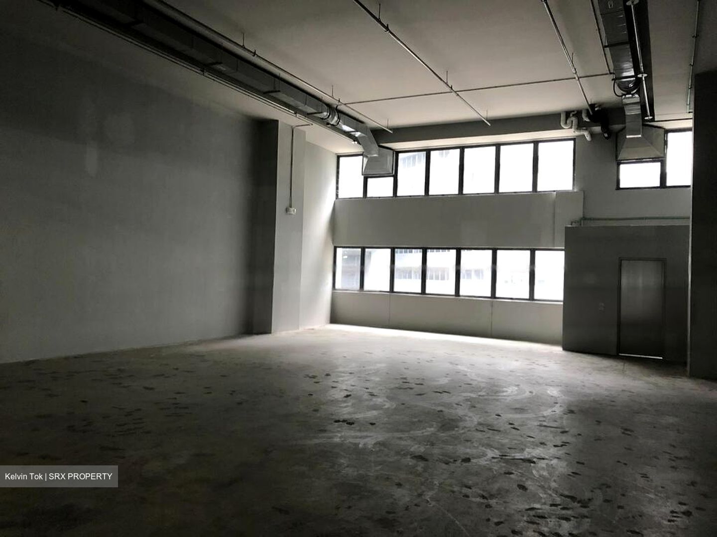 Carros Centre (D25), Factory #570460351